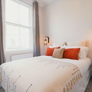 Deluxe Zimmer mit Kingsize-Bett
